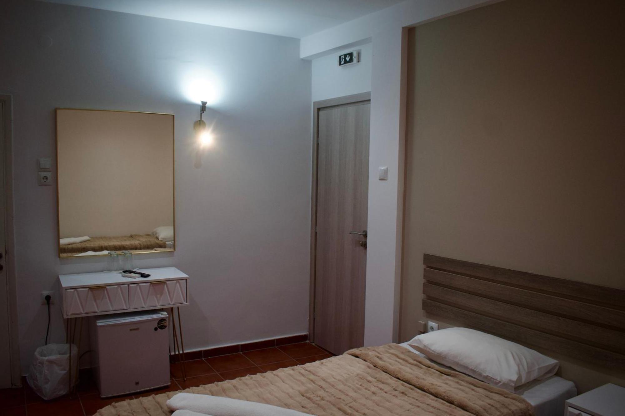 Nafsika Hotel Athens Centre Ngoại thất bức ảnh